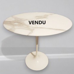 Eero Saarinen - Table d'appoint ovale